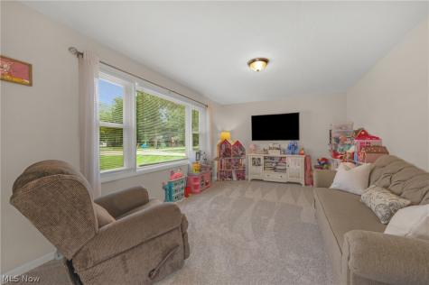 275 Kraft Street Berea OH 44017