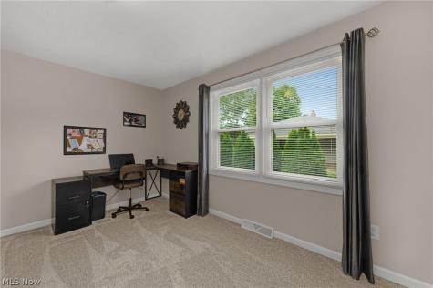 275 Kraft Street Berea OH 44017