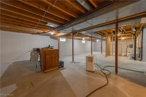 275 Kraft Street Berea OH 44017
