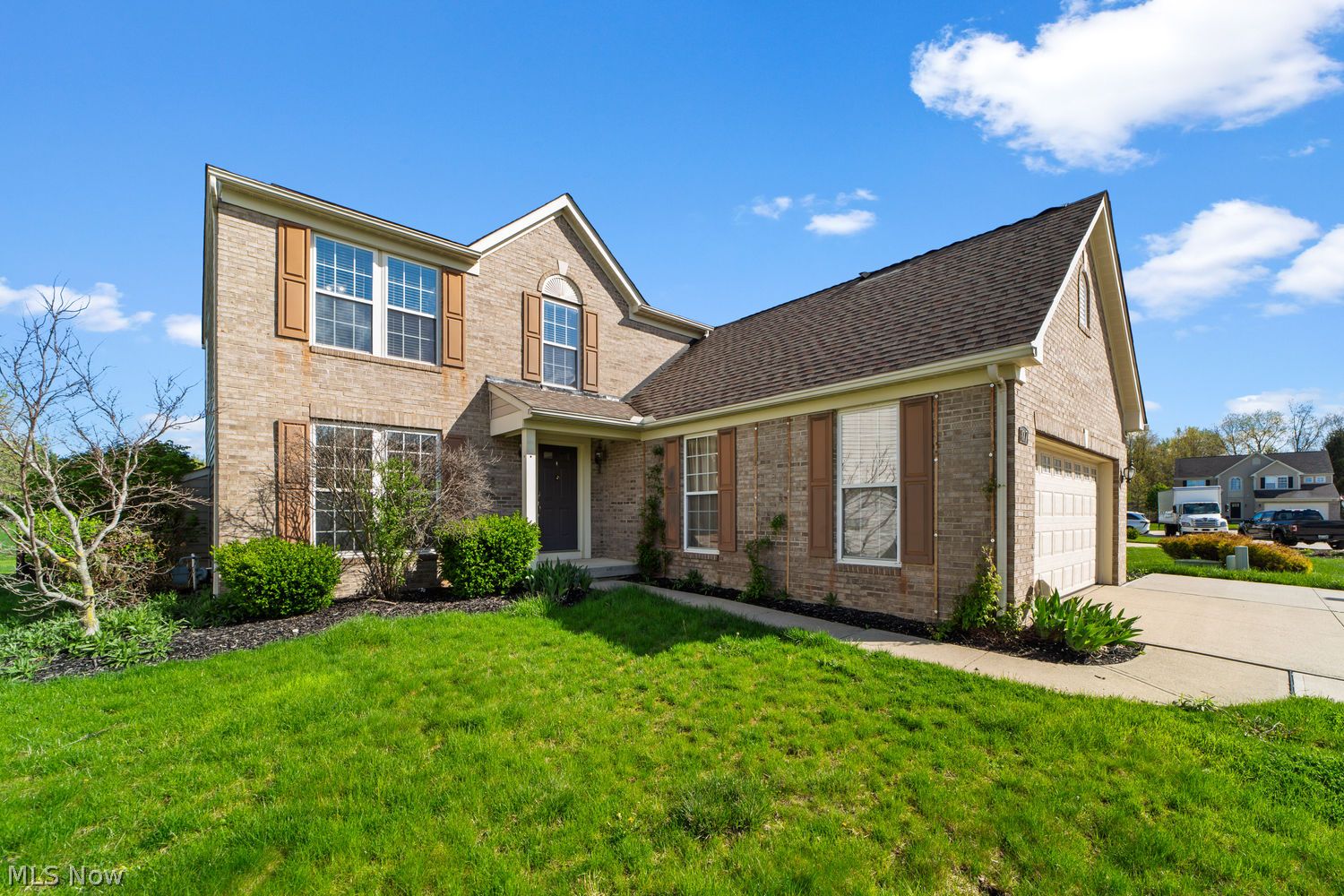 817 Horseshoe Way Avon Lake OH 44012