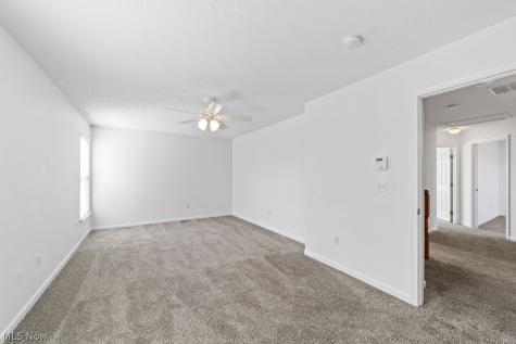 817 Horseshoe Way Avon Lake OH 44012