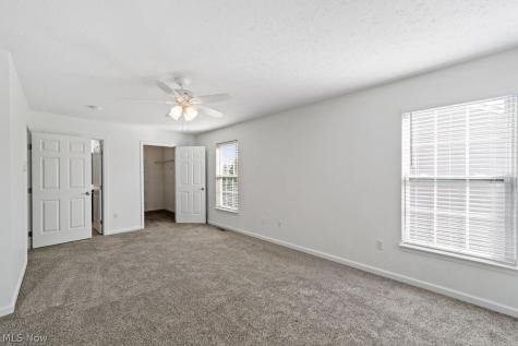 817 Horseshoe Way Avon Lake OH 44012