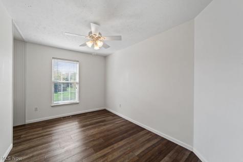 817 Horseshoe Way Avon Lake OH 44012