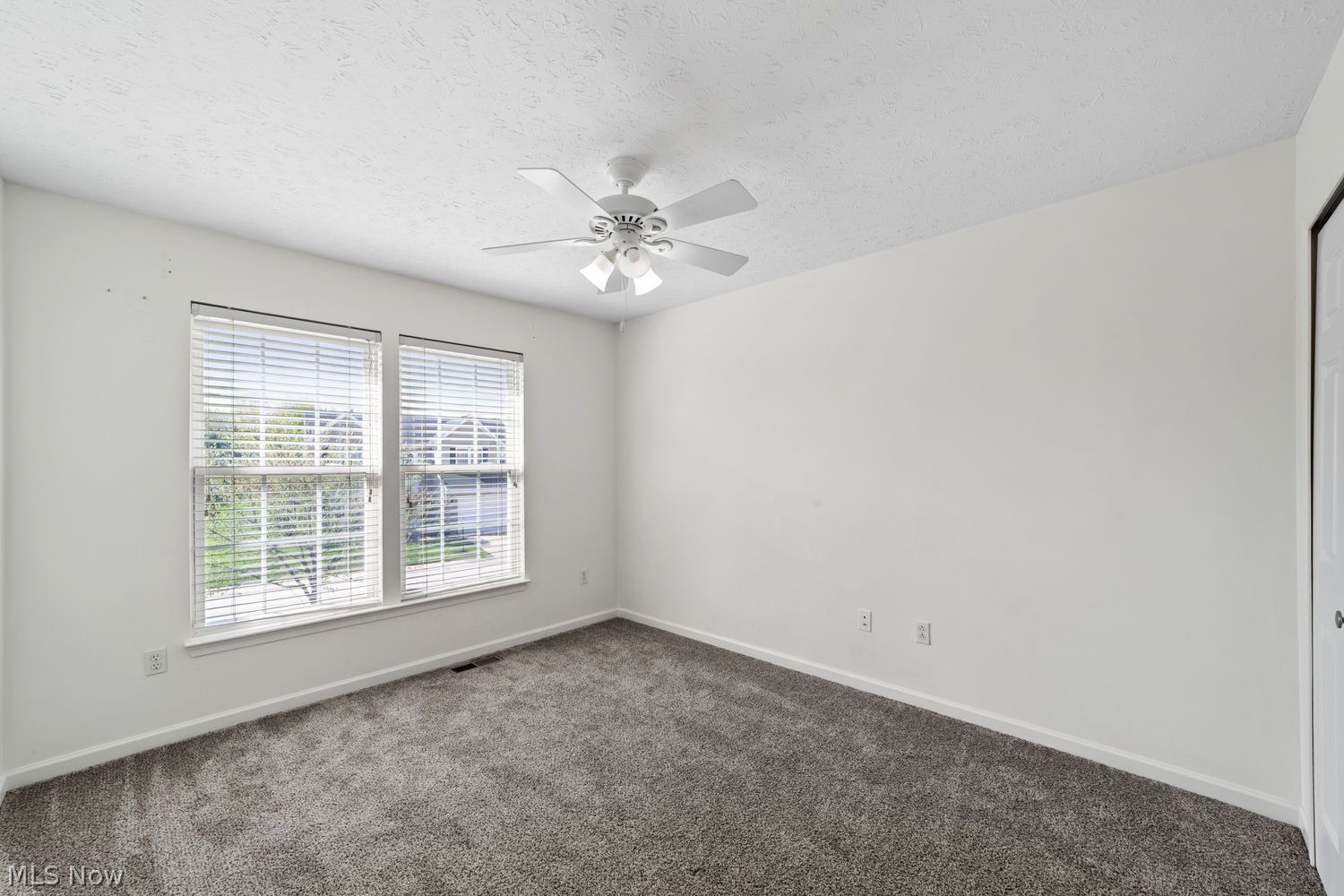 817 Horseshoe Way Avon Lake OH 44012
