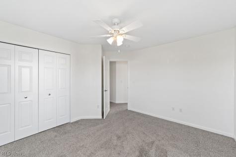 817 Horseshoe Way Avon Lake OH 44012
