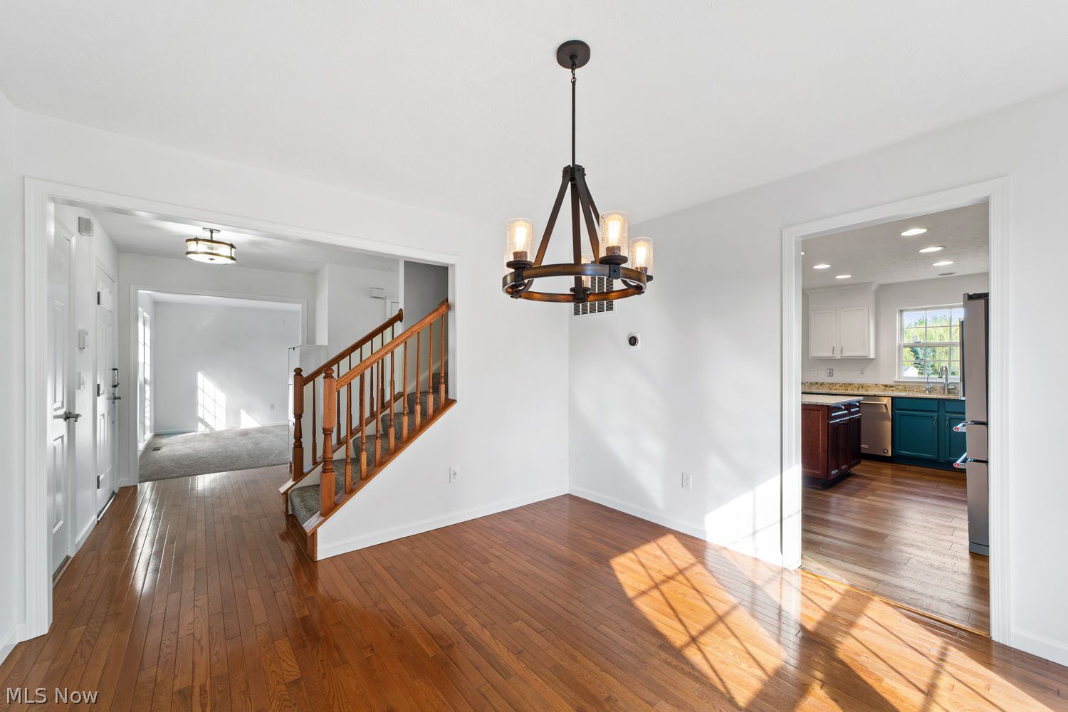 817 Horseshoe Way Avon Lake OH 44012