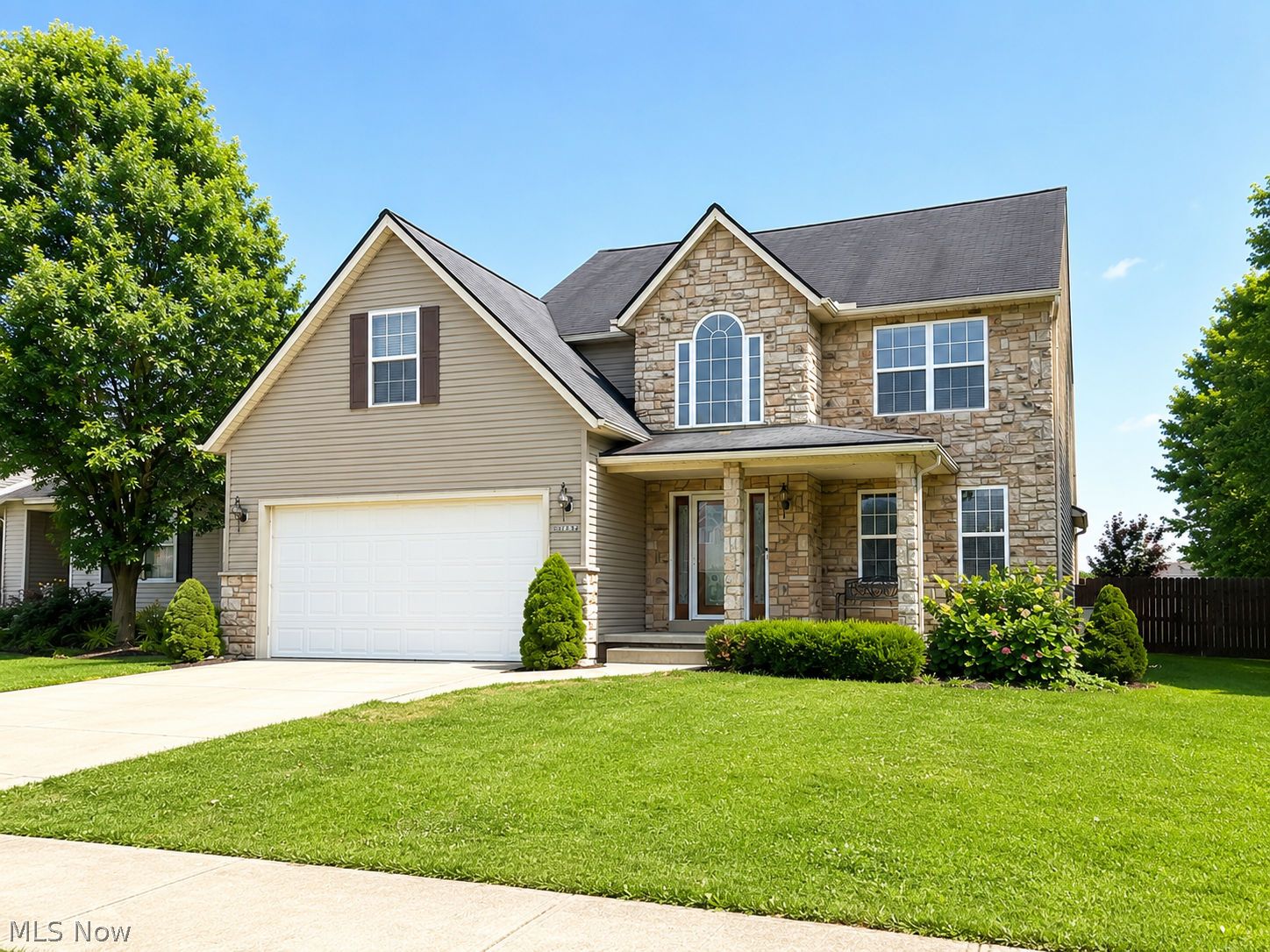 37637 Sandy Ridge Drive North Ridgeville OH 44039