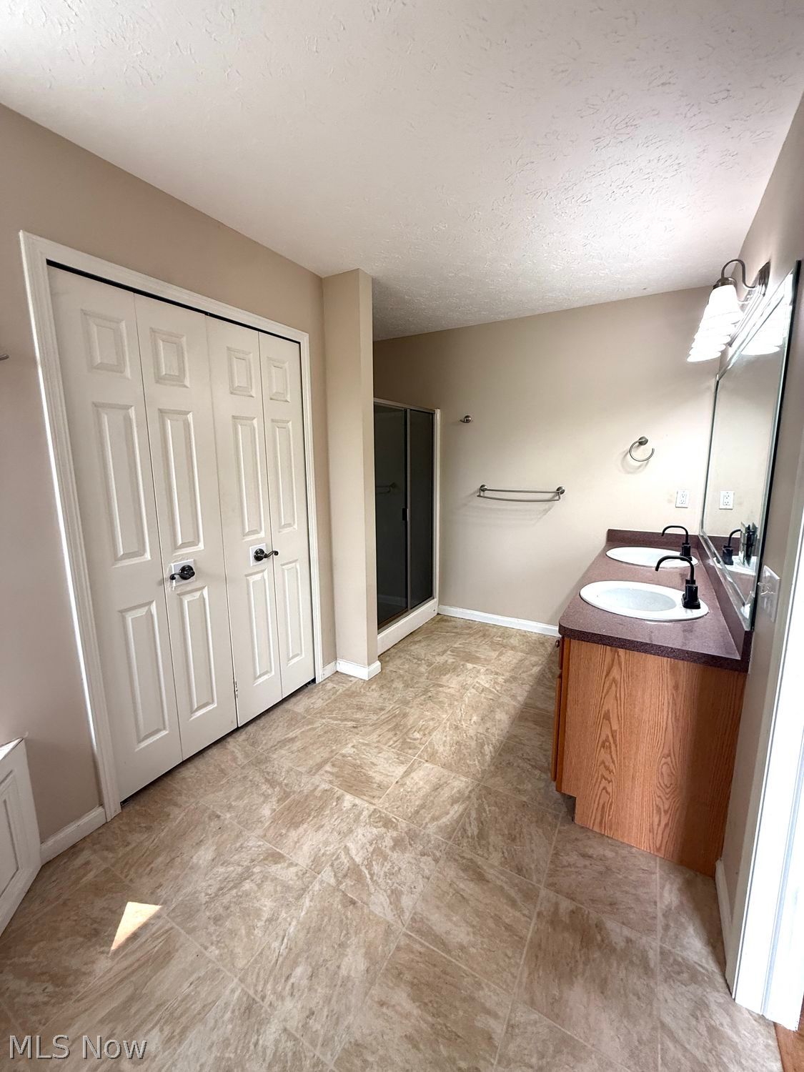 37637 Sandy Ridge Drive North Ridgeville OH 44039