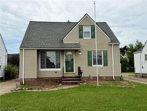 7502 Arden Road Parma OH 44129