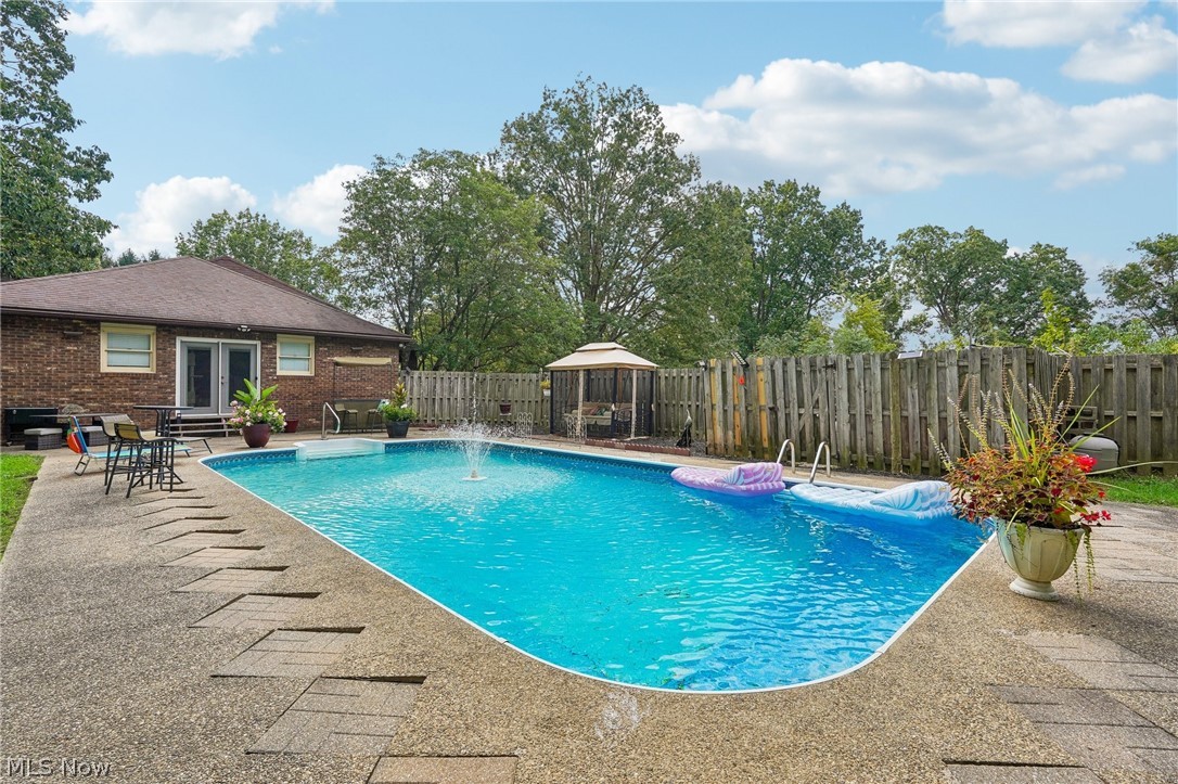 1325 Ellen Drive Zanesville OH 43701