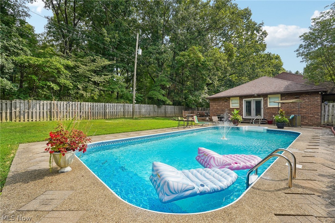 1325 Ellen Drive Zanesville OH 43701