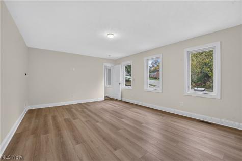 2121 Valley View Drive Rocky River OH 44116