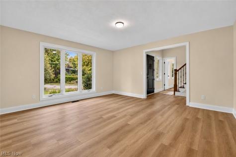 2121 Valley View Drive Rocky River OH 44116