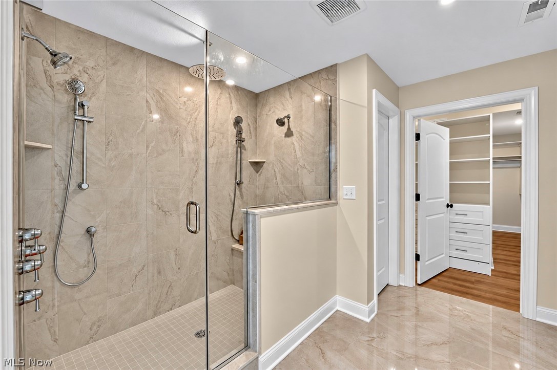 2121 Valley View Drive Rocky River OH 44116