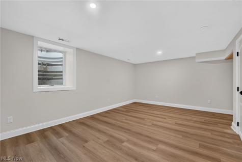 2121 Valley View Drive Rocky River OH 44116