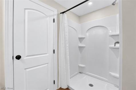 2121 Valley View Drive Rocky River OH 44116