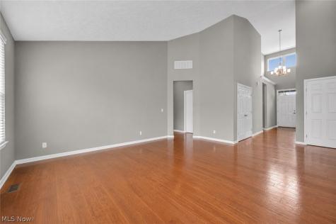 33243 Waterview Court Avon Lake OH 44012