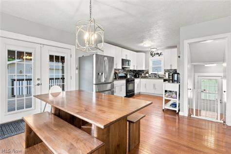 4350 W 49th Street Cleveland OH 44144
