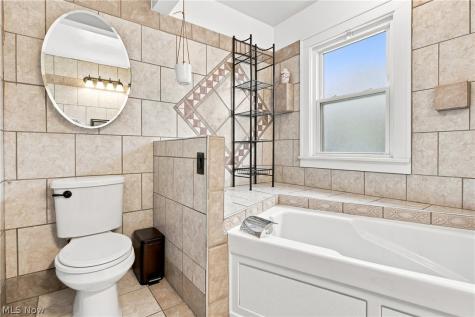 4350 W 49th Street Cleveland OH 44144