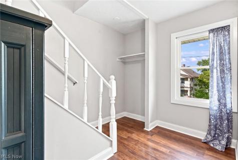 4350 W 49th Street Cleveland OH 44144