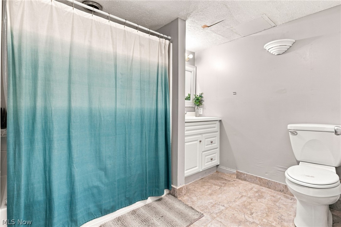 4350 W 49th Street Cleveland OH 44144