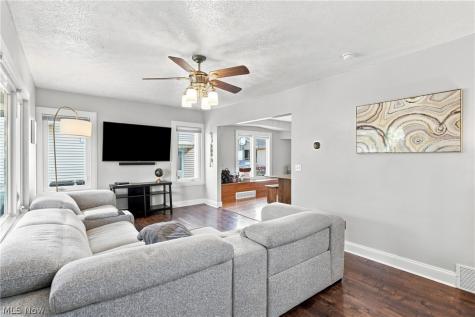 4350 W 49th Street Cleveland OH 44144