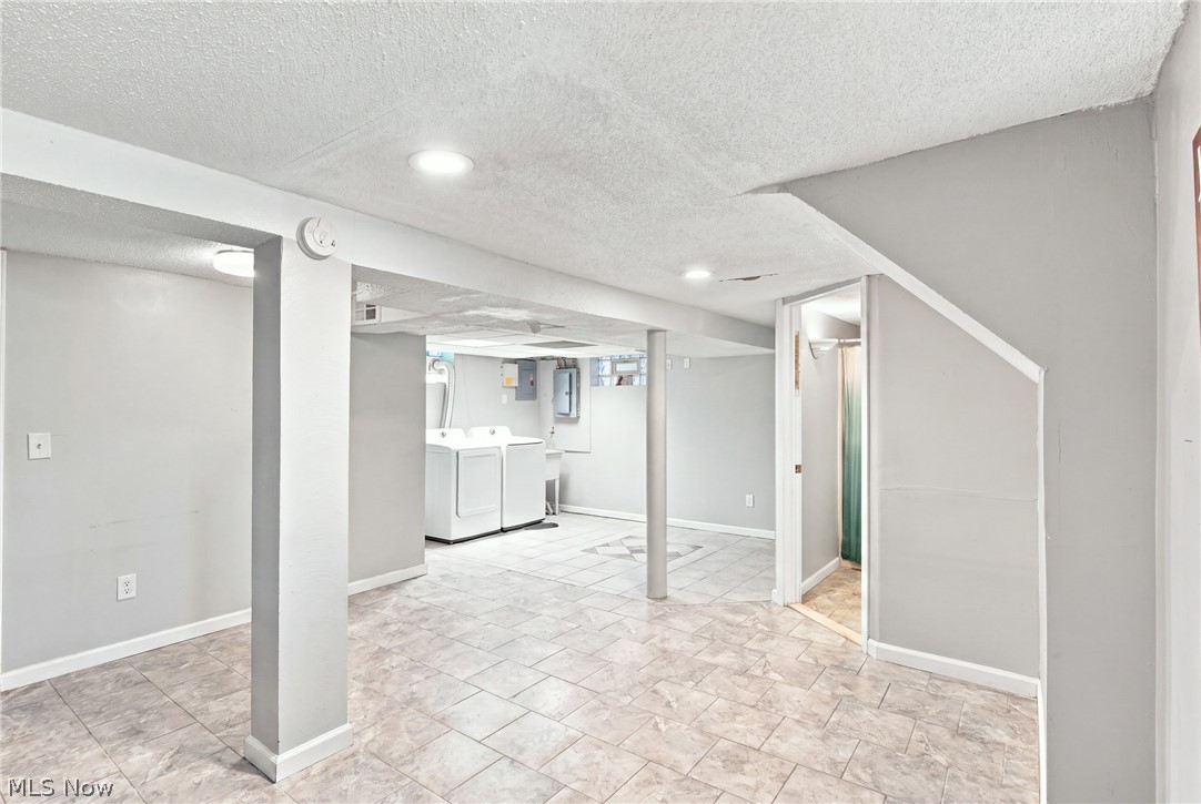 4350 W 49th Street Cleveland OH 44144