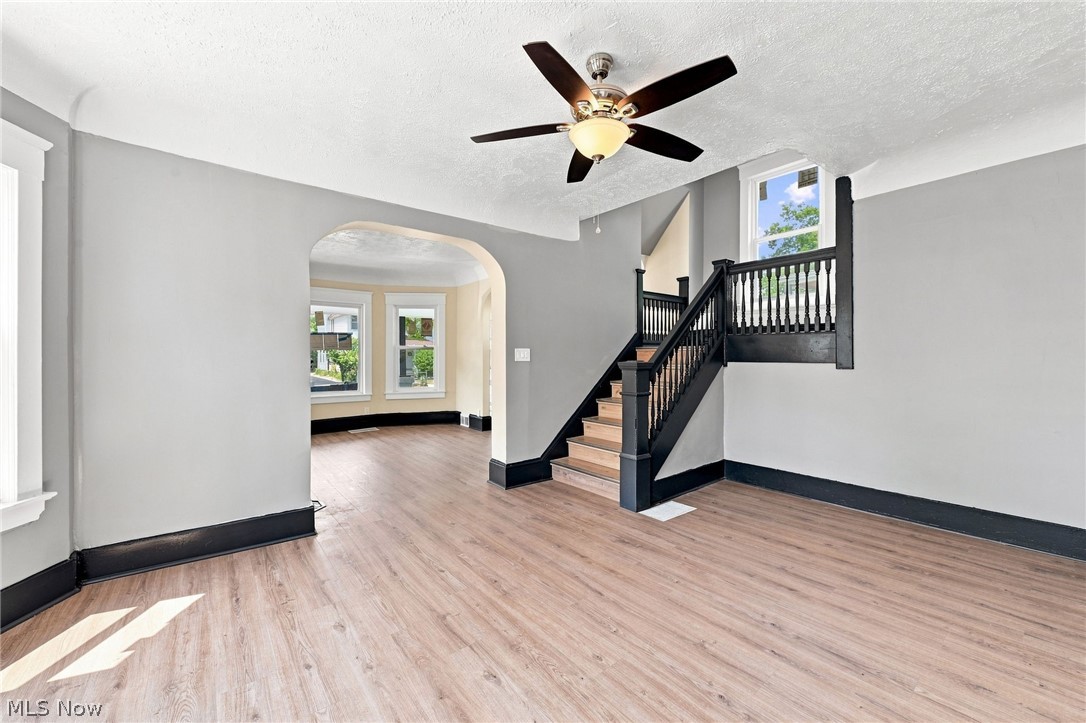 675 E 115 Cleveland OH 44108