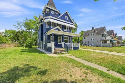 675 E 115 Cleveland OH 44108