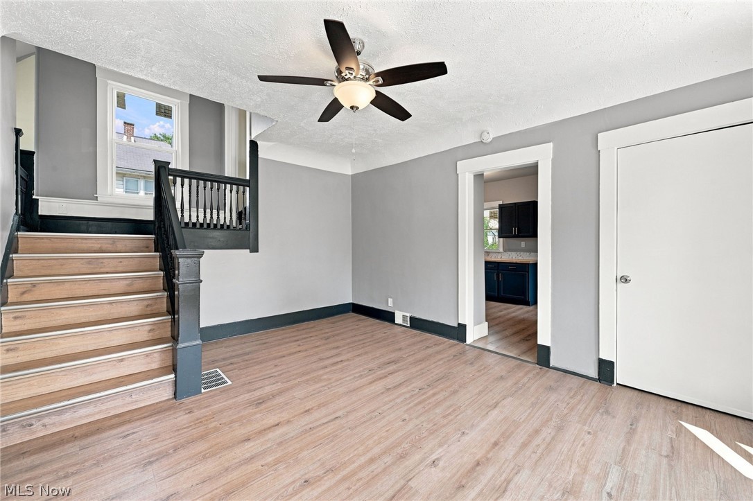675 E 115 Cleveland OH 44108