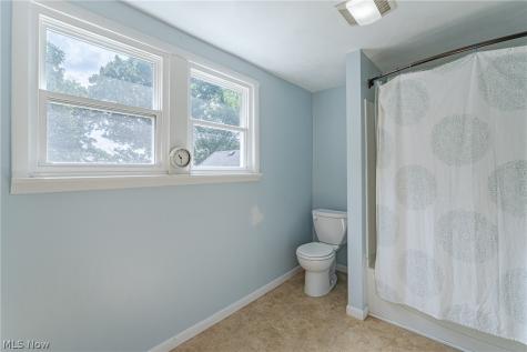 1539 Overlook Drive Akron OH 44314