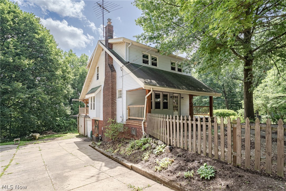 1539 Overlook Drive Akron OH 44314