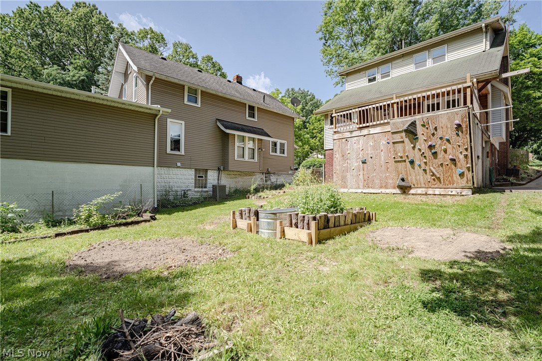 1539 Overlook Drive Akron OH 44314