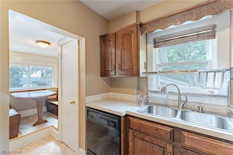 1539 Overlook Drive Akron OH 44314