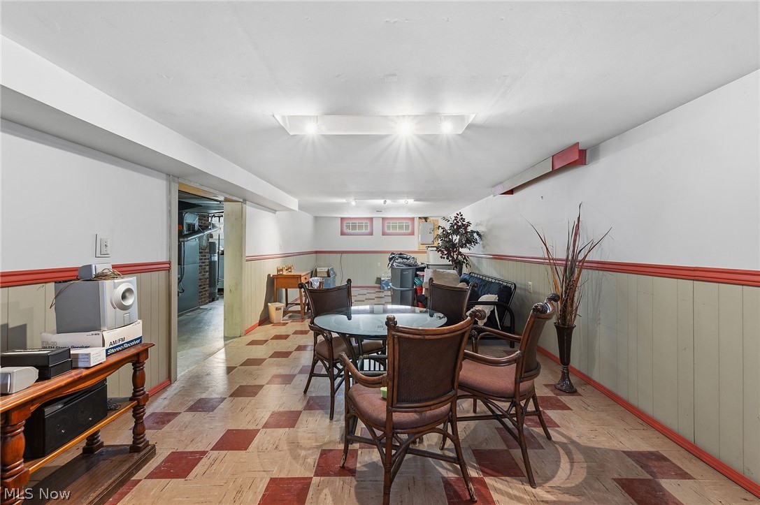 10821 Woodview Boulevard Parma Heights OH 44130