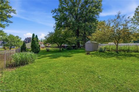 10821 Woodview Boulevard Parma Heights OH 44130