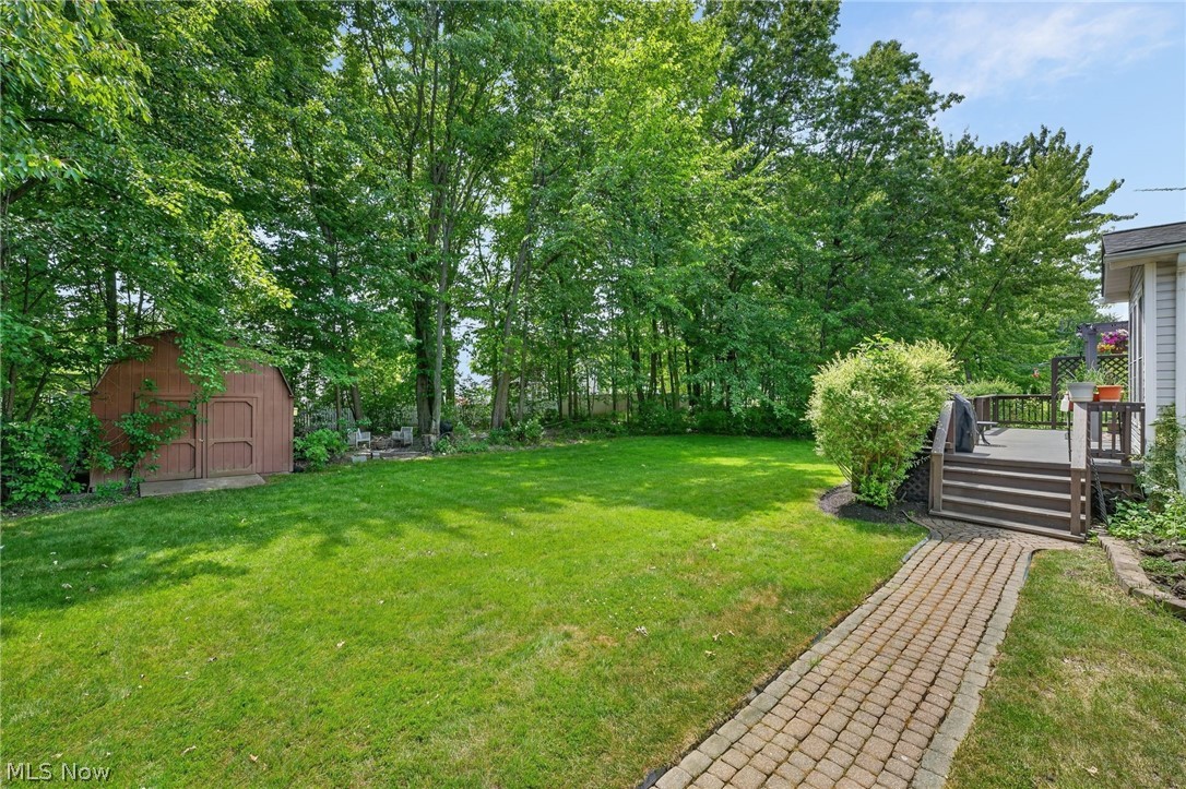 33999 Hickory Court Avon OH 44011