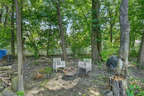 33999 Hickory Court Avon OH 44011