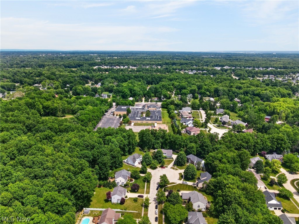 33999 Hickory Court Avon OH 44011