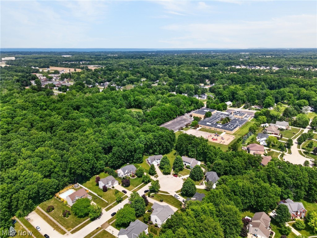 33999 Hickory Court Avon OH 44011