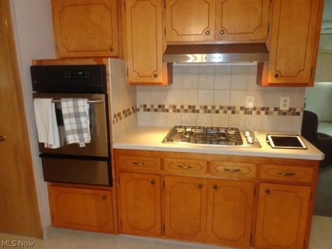 6195 Jamestown Drive Parma OH 44134