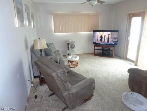 6195 Jamestown Drive Parma OH 44134