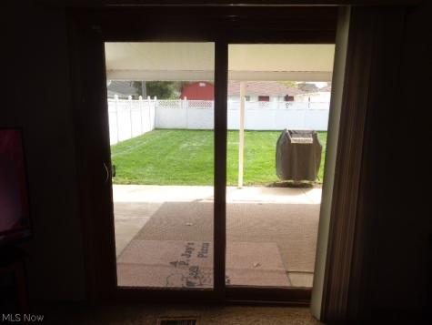 6195 Jamestown Drive Parma OH 44134