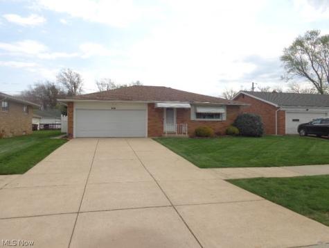 6195 Jamestown Drive Parma OH 44134