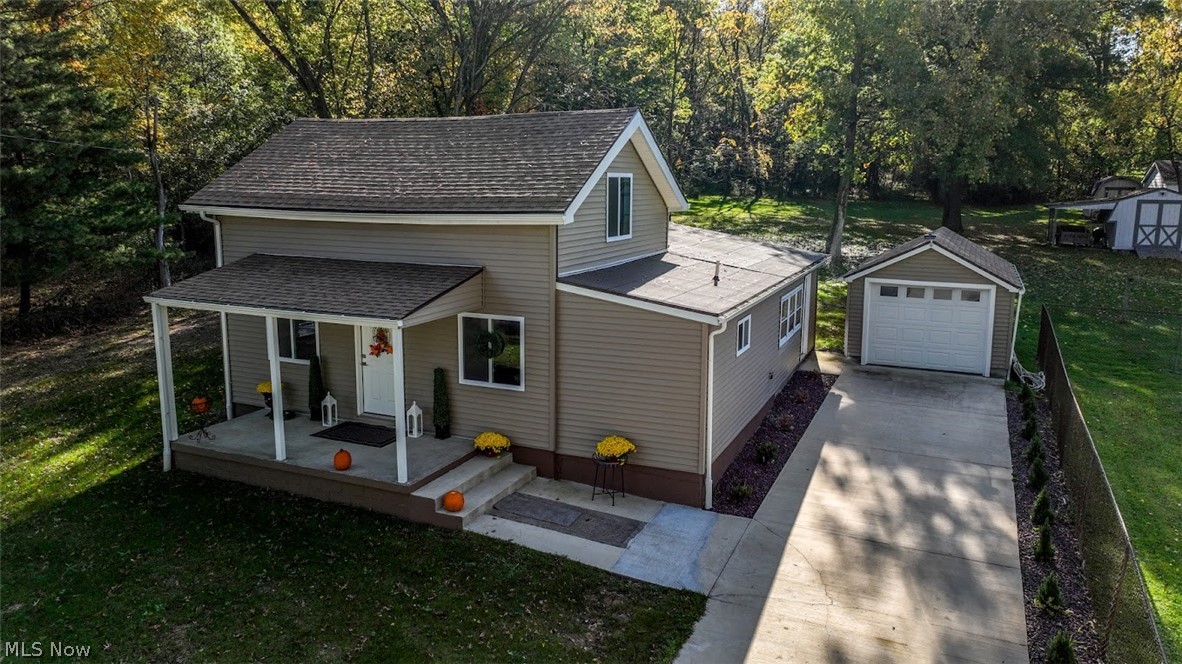 9 Dravis Street Youngstown OH 44515