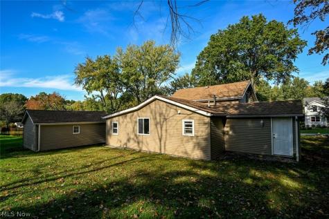 9 Dravis Street Youngstown OH 44515