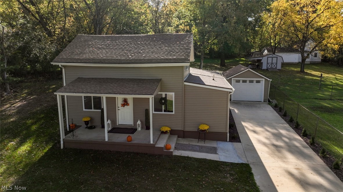 9 Dravis Street Youngstown OH 44515