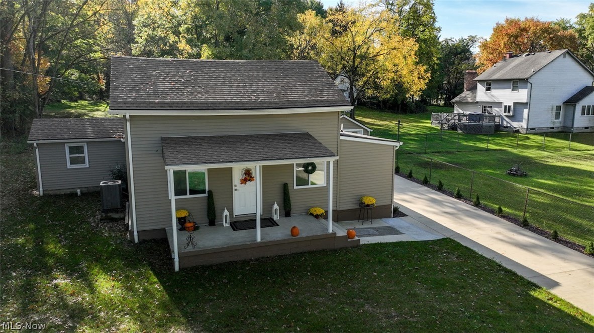 9 Dravis Street Youngstown OH 44515