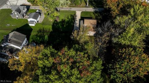 9 Dravis Street Youngstown OH 44515