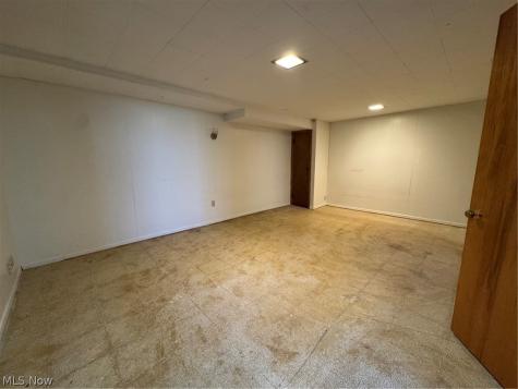 145 Anna Avenue NW Canton OH 44708
